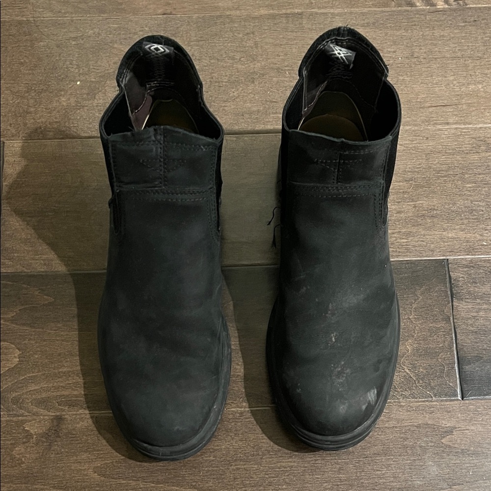 UGG Men's Chelsea Lug Leather